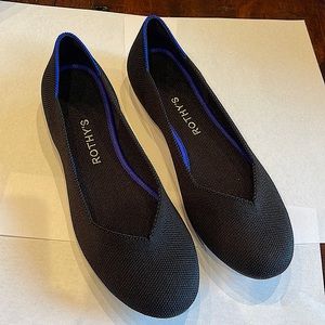Rothy’s Blue Round Toe Ballet Flats Sz 8 BRAND NEW